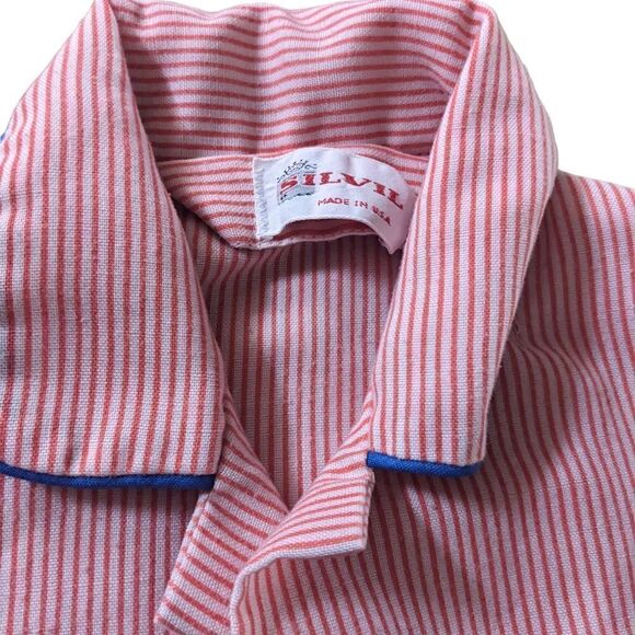 āSilvilĀ redāandāwhiteāstripedāš5āforā$25 - Picture 5 of 7